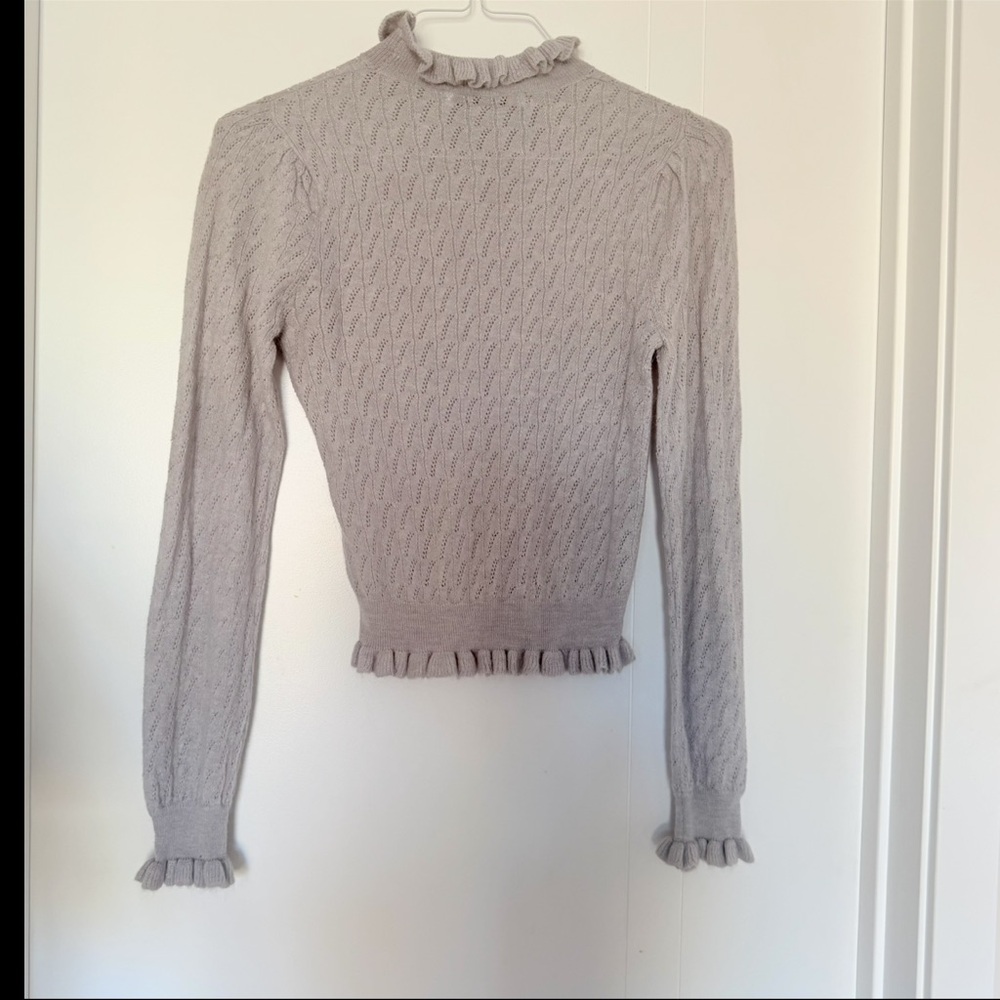 Zara Knit Wool Light Gray Ruffled Sweater - Picture 4 of 9